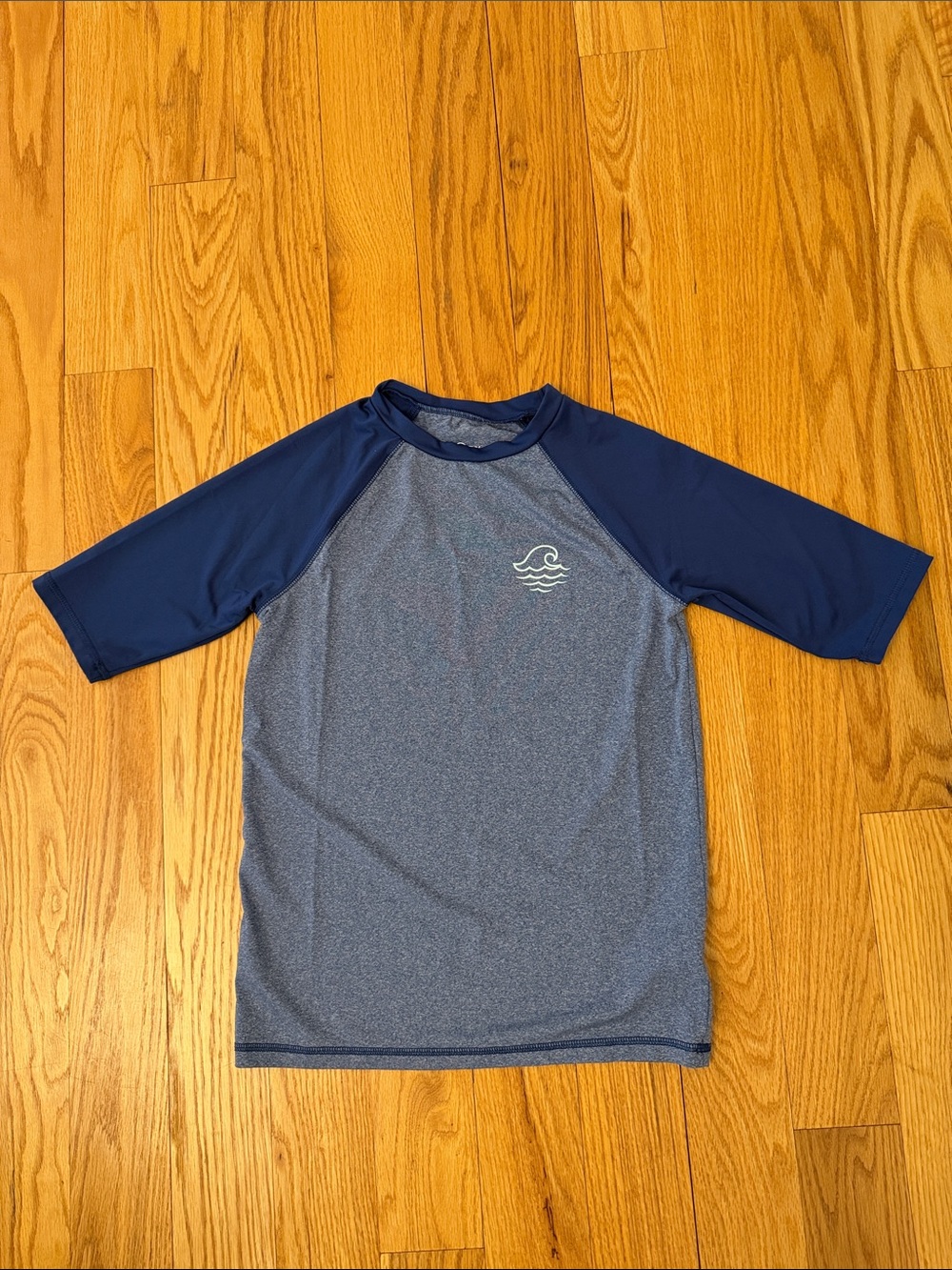 Like New art class Kids Heather Blue Swim Top Rashguard Size Large (12/14)